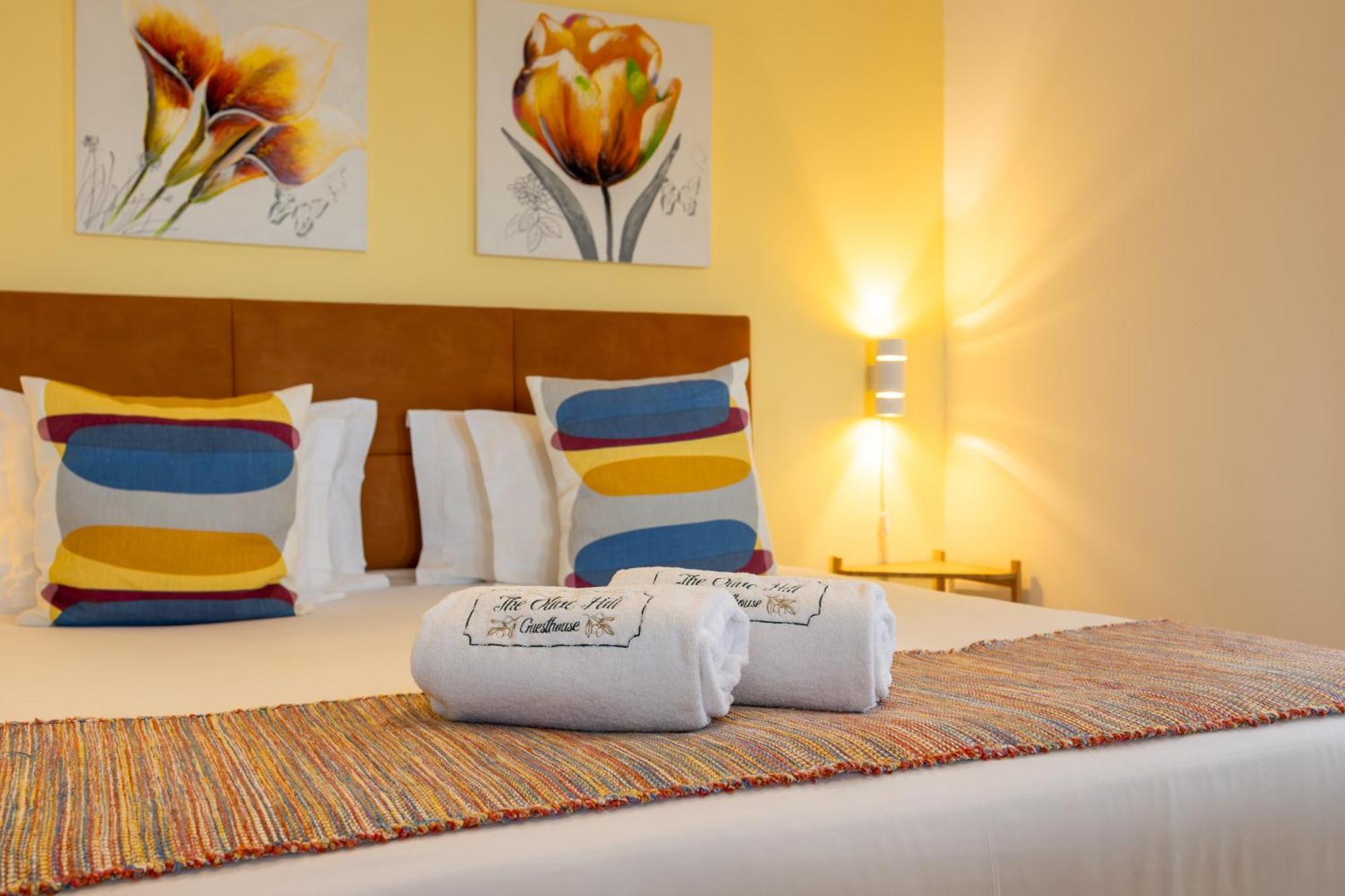 The Olive Hill Guesthouse Batalha Luaran gambar